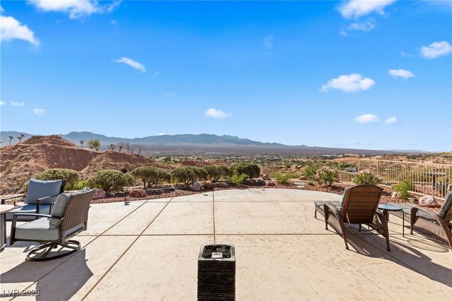 697 Cinco Court, Mesquite, NV 89027