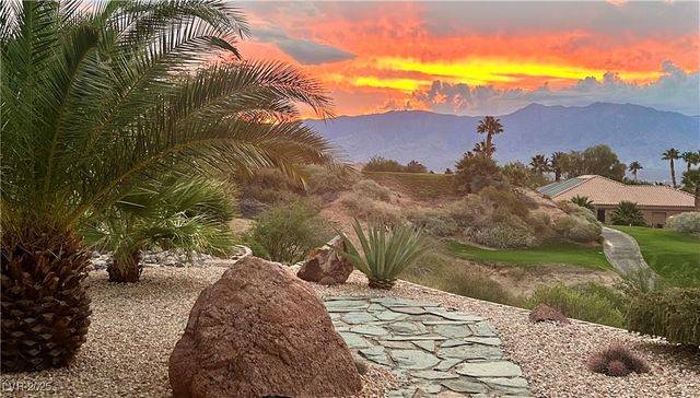 697 Cinco Court, Mesquite, NV 89027