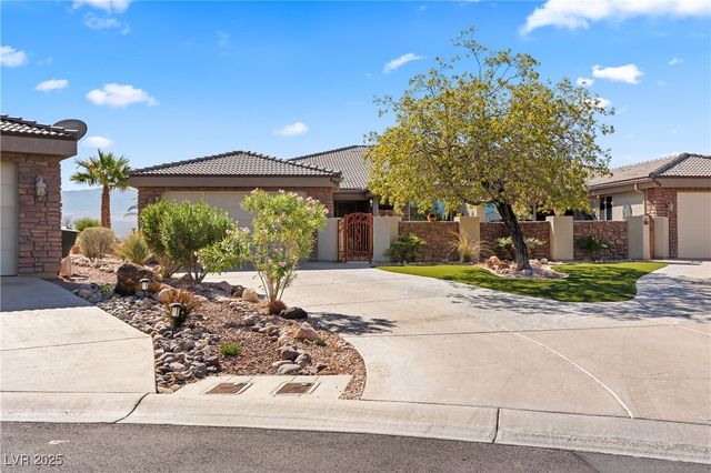 697 Cinco Court, Mesquite, NV 89027