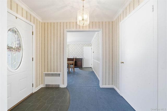 38 Bradish Lane, Bay Shore, NY 11706