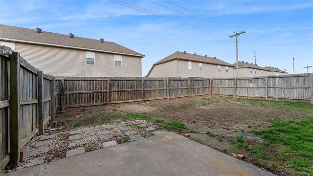 3000 SW Windrift Avenue, Bentonville, AR 72712