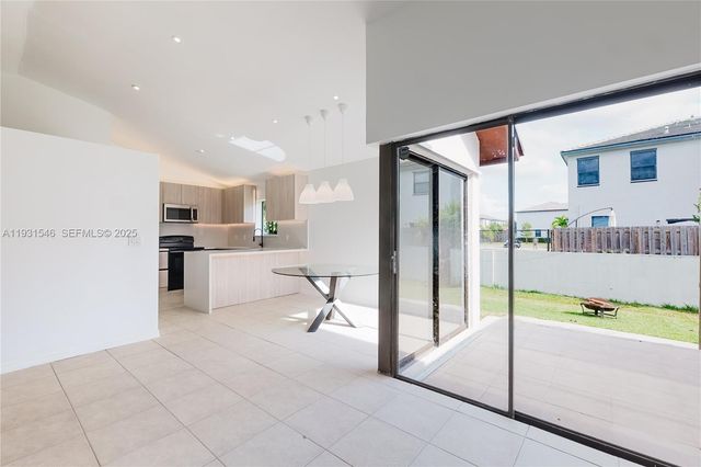 13540 SW 287th Ln, Homestead, FL 33033