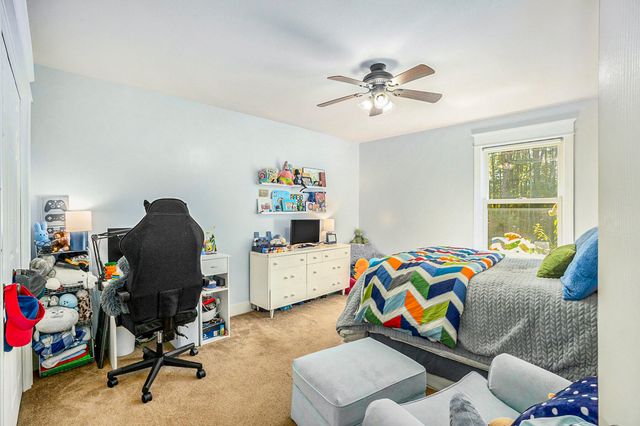 4529 S Hilton Park Road, Fruitport, MI 49415