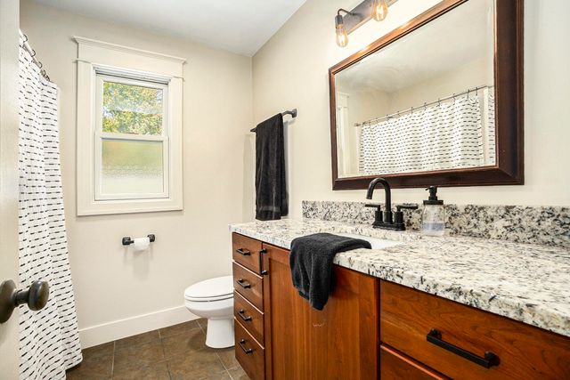 4529 S Hilton Park Road, Fruitport, MI 49415