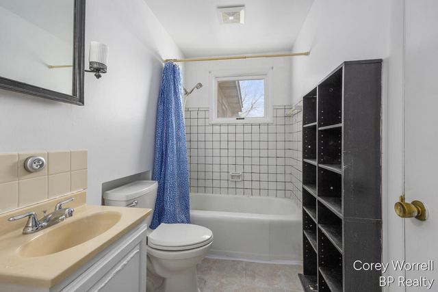 1427 Grant Avenue, Grand Haven, MI 49417