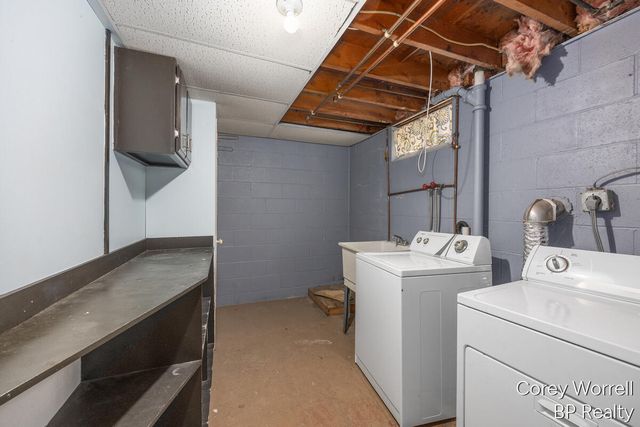 1427 Grant Avenue, Grand Haven, MI 49417