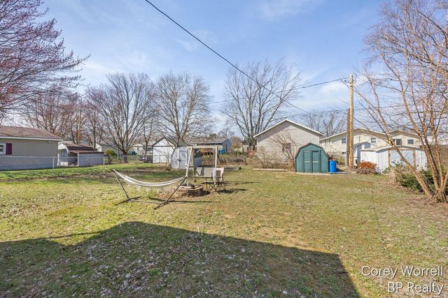 1427 Grant Avenue, Grand Haven, MI 49417