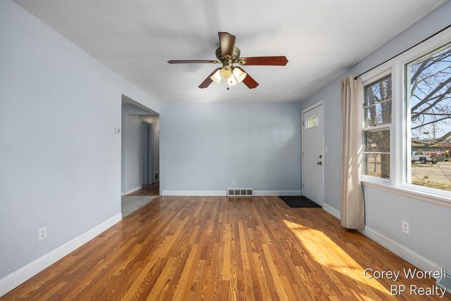 1427 Grant Avenue, Grand Haven, MI 49417
