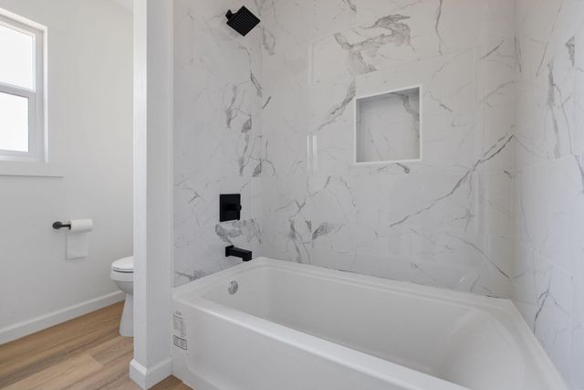 2261 S Nicholas Avenue, Fresno, CA 93706