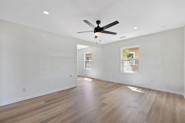 2261 S Nicholas Avenue, Fresno, CA 93706