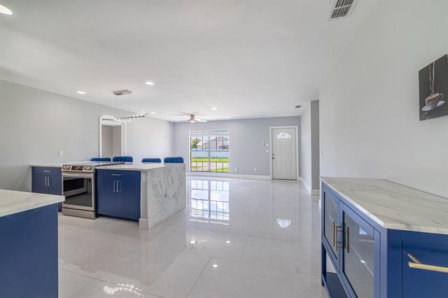 1809 SW Capehart Avenue, Port St. Lucie, FL 34953