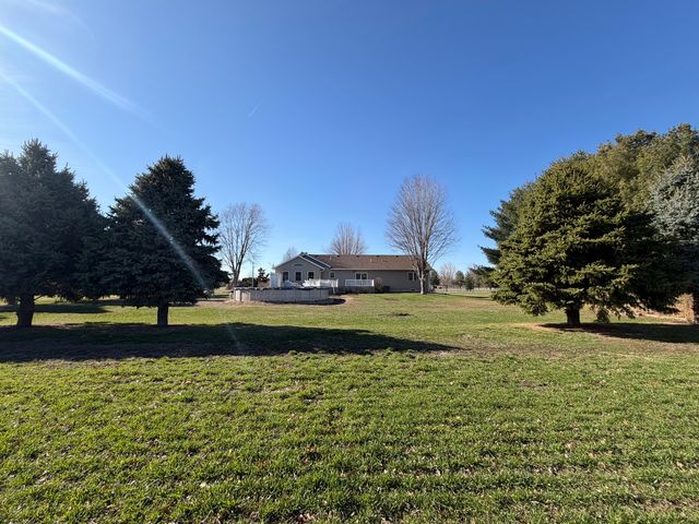 20922 Cattail Road, Fulton, IL 61252