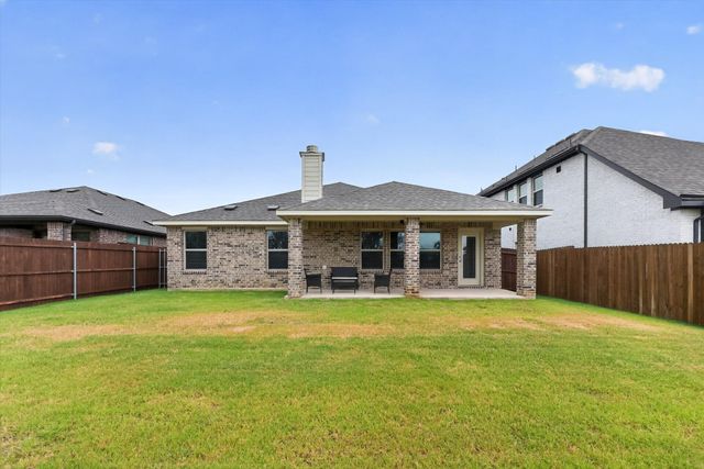 1637 Elle Lane, Aubrey, TX 76227