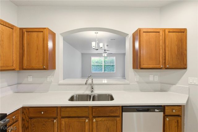 9642 Roundstone CIR, Fort Myers, FL 33967