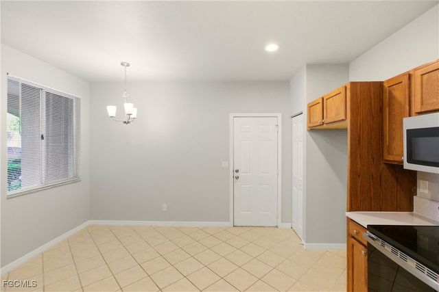 9642 Roundstone CIR, Fort Myers, FL 33967