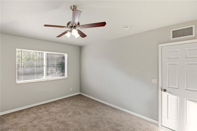 9642 Roundstone CIR, Fort Myers, FL 33967