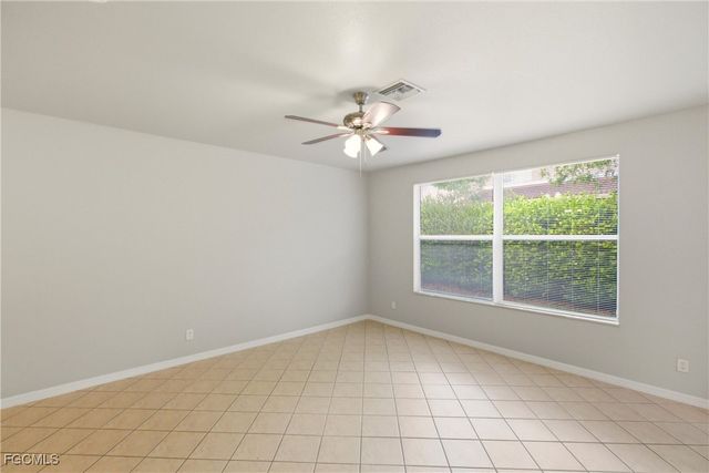 9642 Roundstone CIR, Fort Myers, FL 33967