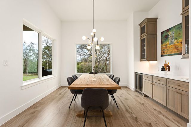 101 Stockman DR, Dripping Springs, TX 78620