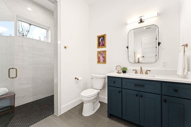 101 Stockman DR, Dripping Springs, TX 78620