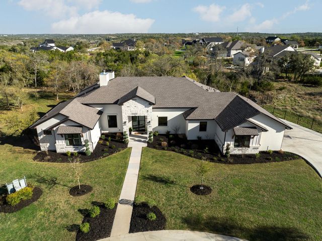 101 Stockman DR, Dripping Springs, TX 78620