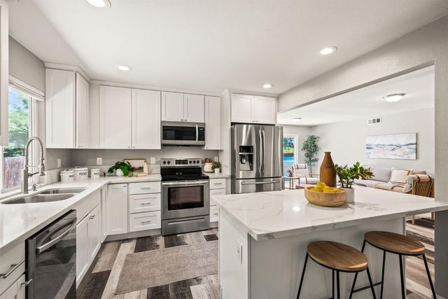 5295 Paragon St, Rocklin, CA 95677