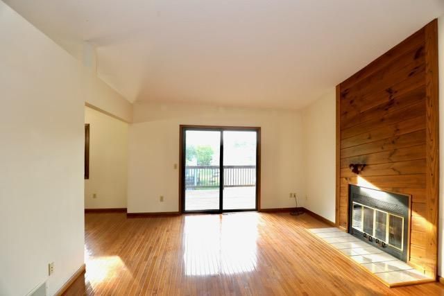 18300 Creeks Bend Drive, Minnetonka, MN 55345