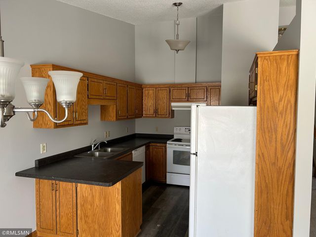 6420 Starlite Circle NE, Fridley, MN 55432