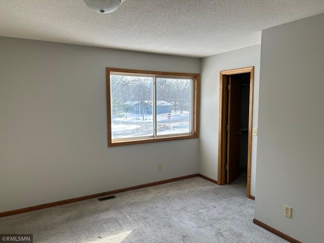 6420 Starlite Circle NE, Fridley, MN 55432