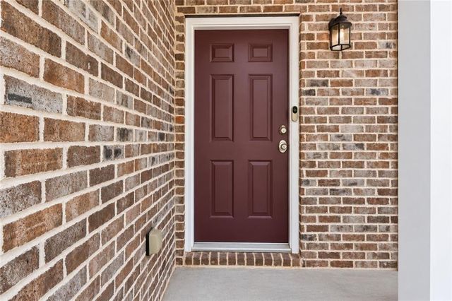 290 Clairidge Lane, Lawrenceville, GA 30046