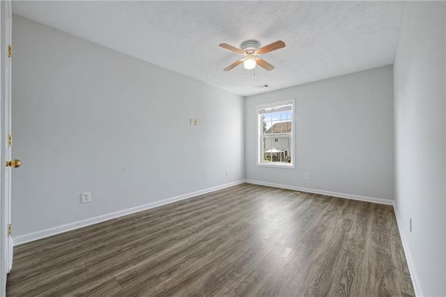 290 Clairidge Lane, Lawrenceville, GA 30046