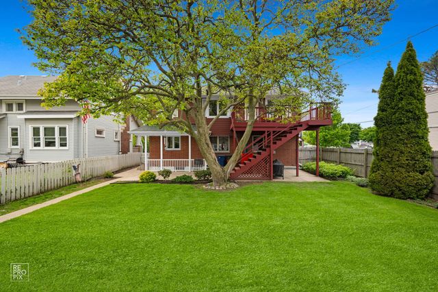 840 N Center Street, Naperville, IL 60563