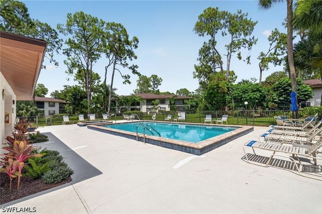 1915 Courtyard WAY 202, Naples, FL 34112