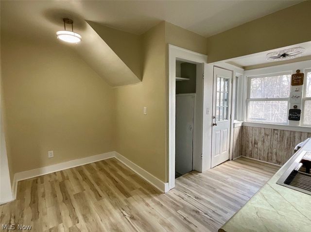 569 Barwell Street, Akron, OH 44303