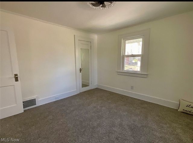 569 Barwell Street, Akron, OH 44303