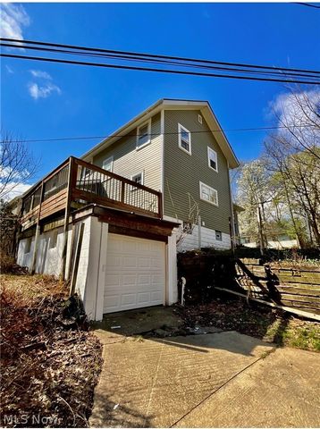 569 Barwell Street, Akron, OH 44303