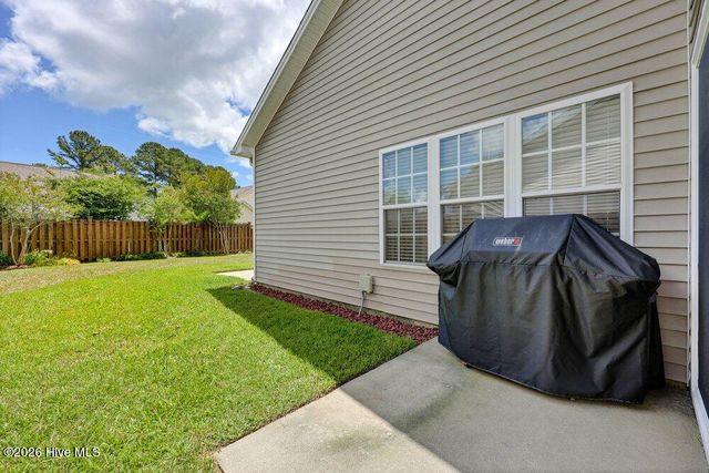 1006 Plum Leaf Court SE, Leland, NC 28451