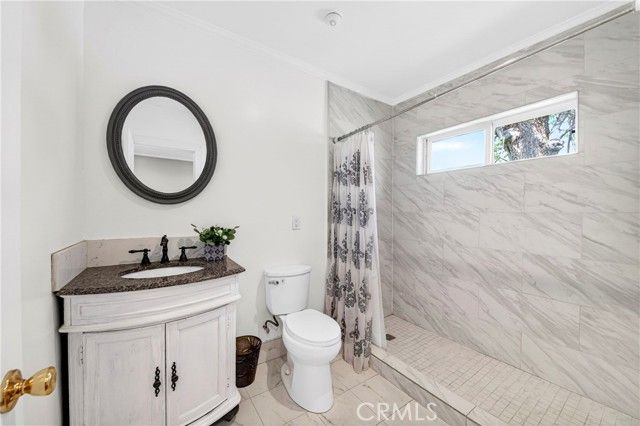 790 N El Molino, Pasadena, CA 91104