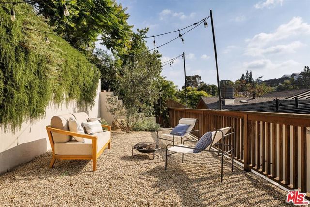 2144 Echo Park Avenue, Los Angeles, CA 90026