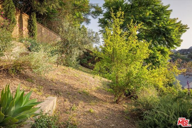 2144 Echo Park Avenue, Los Angeles, CA 90026