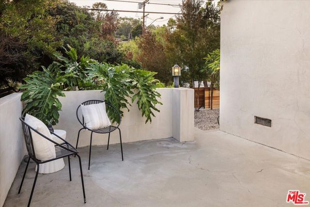 2144 Echo Park Avenue, Los Angeles, CA 90026