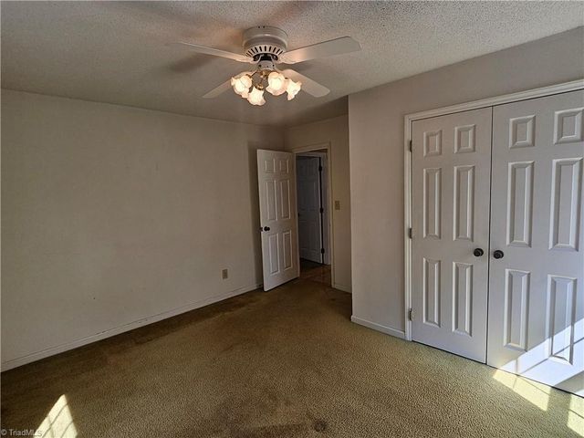 1010 Shamrock Court, High Point, NC 27265
