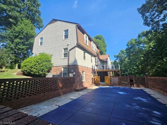 1010 Shamrock Court, High Point, NC 27265