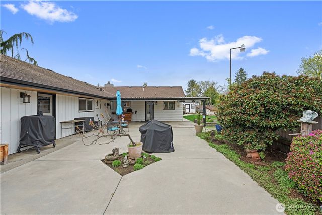 9425 51st Avenue NE, Marysville, WA 98270