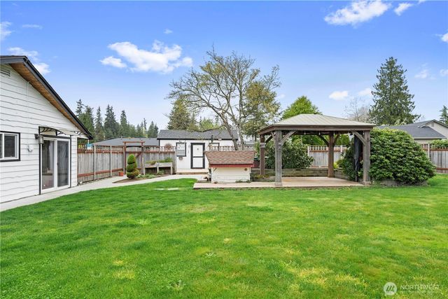 9425 51st Avenue NE, Marysville, WA 98270