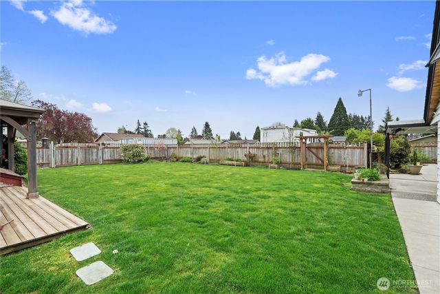 9425 51st Avenue NE, Marysville, WA 98270
