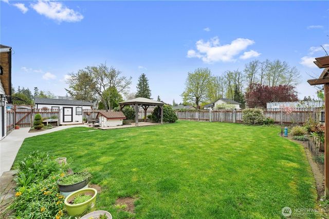 9425 51st Avenue NE, Marysville, WA 98270