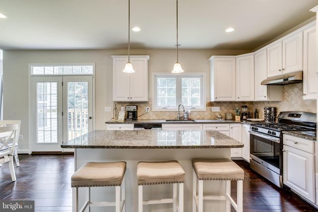 5920 DOYLE ROAD, Clifton, VA 20124