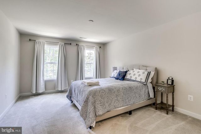 5920 DOYLE ROAD, Clifton, VA 20124