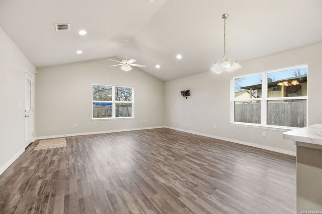 142 Livingston, San Antonio, TX 78214