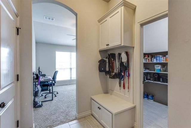 609 Parsons Drive, Yukon, OK 73099